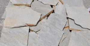 Kvarcit Dove Grey obklad veľkosť 20-40cm, hrúbka 1-2cm