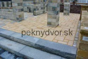 Schodiskový blok SOFTISTEP ŠTIEPANÝ