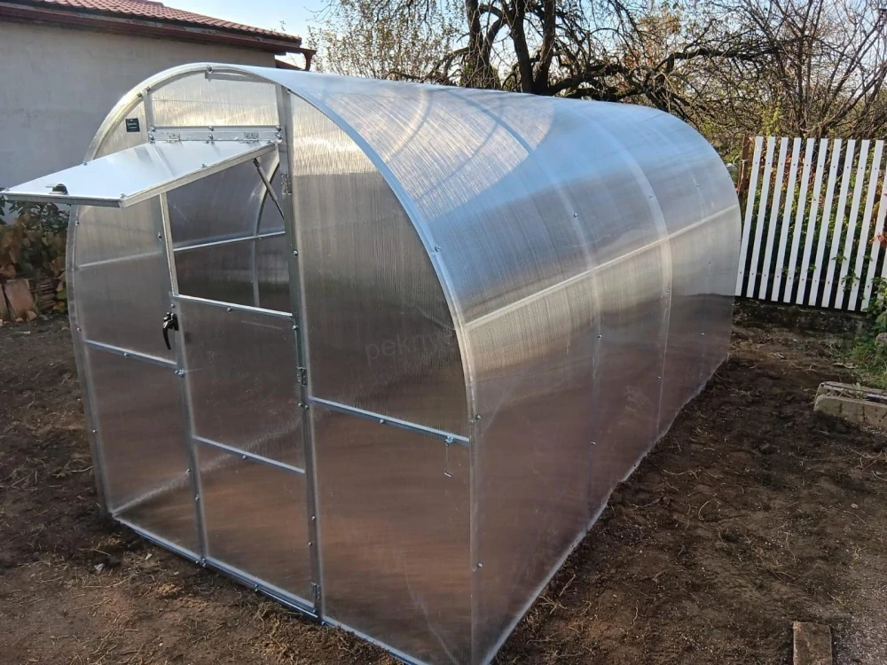 Polykarbonátový skleník GRETA4
