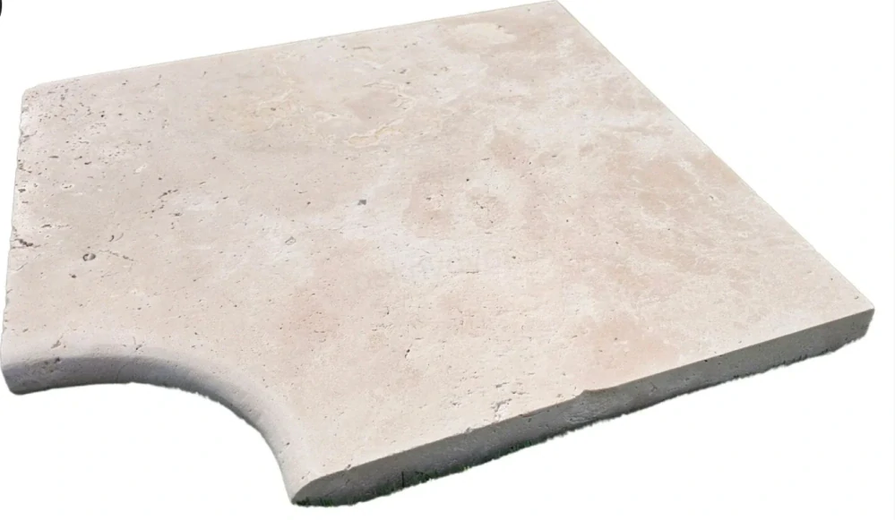 Bazénový lem – vnútorný roh Travertín Classic 45,7 x 33cm, hrúbka 3cm
