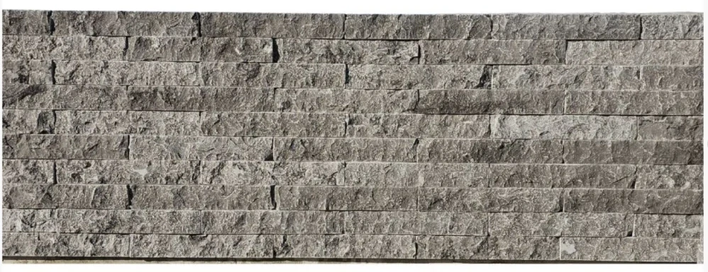 Mramorová tehlička Galaxy 30 × 5 cm – tmavosivá, split face, omieľané hrany