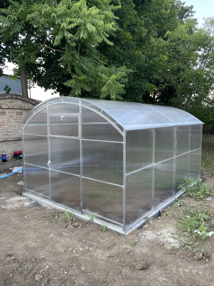 Polykarbonátový skleník GALINA4
