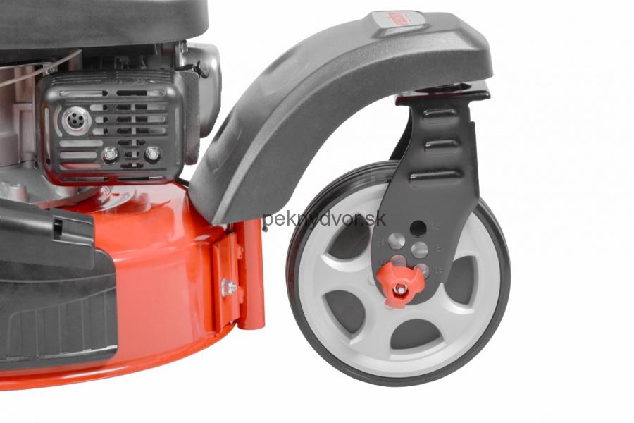 HECHT 5433 SW - benzínová trojkolesová kosačka s pojazdom